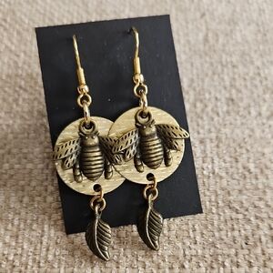 Vintage-Inspired Gold Bee Drop Earrings